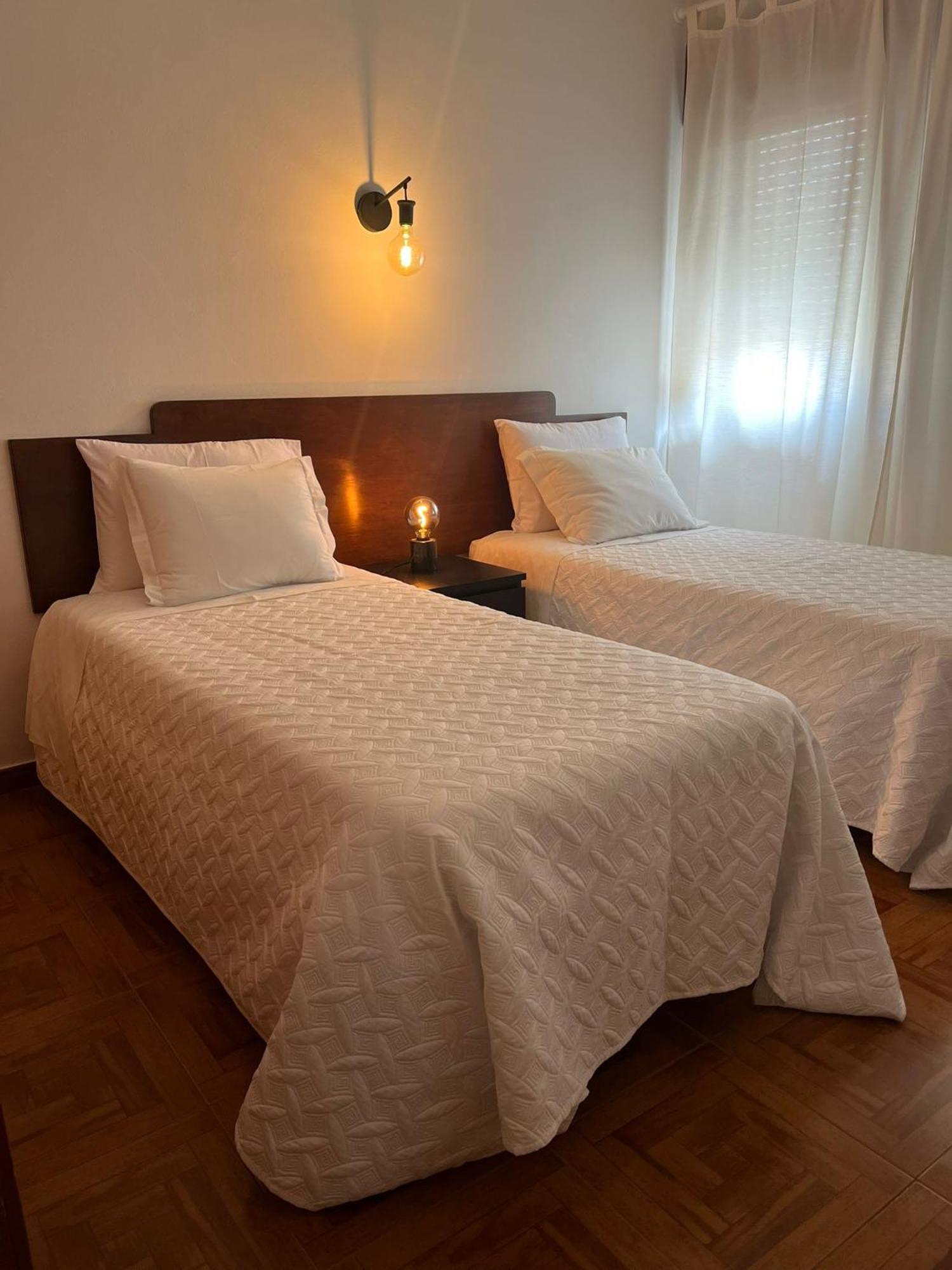 Romeu Bed and Breakfast Quarteira Eksteriør billede